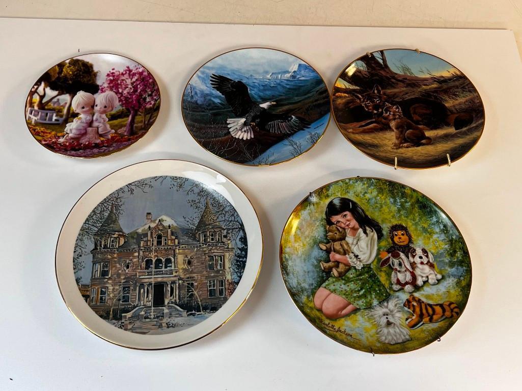 Lot of 5 Collector Plates- Eagle, Precious Moments, Wolfs and others