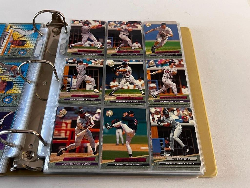 1992 Fleer Ultra Baseball Complete Series One Card Set 1-300 in binder