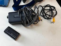 Sony CCD-TRV37 8mm Handycam Bundle AC Cord Battery/Charger AV Cord