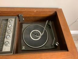 Vintage magnavox console stereo