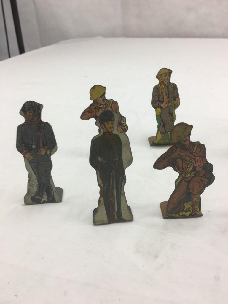 Lot of Soldiers made out of Metal Plates