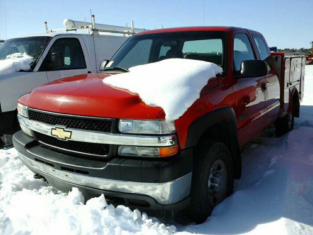 '02 Chevrolet 2500HD Pickup w/Service Truck Box