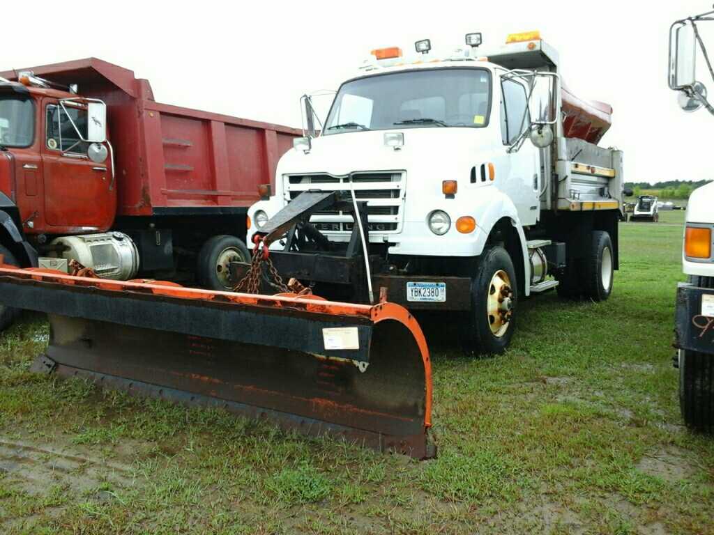 '03 Sterling Plow/Sand Truck