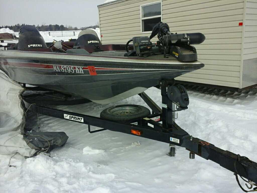 Sprint 21' Boat, Trailer & Motor