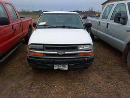 '00 Chevrolet S10 Pickup Truck