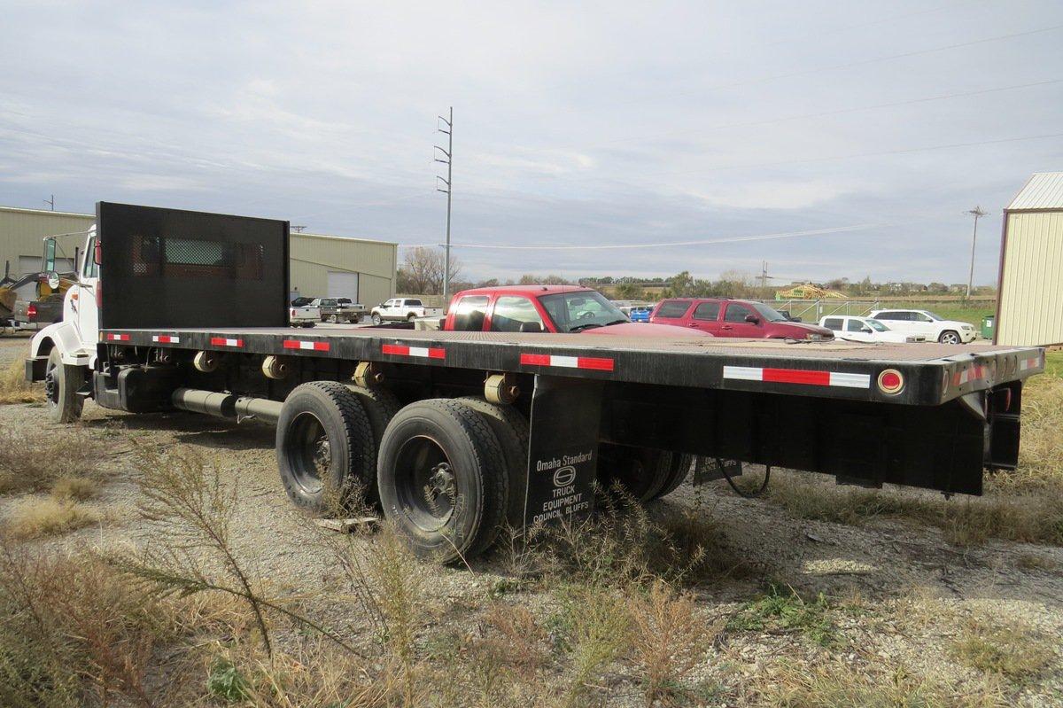 1990 IHC Model 8300 6x4 Tandem Axle Flatbed Truck, VIN# 1HSHKG2R2LH256994, Turbo Diesel Engine, Eato