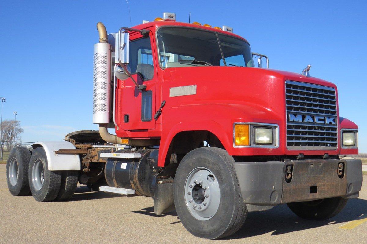 2006 Mack Model CHN613 Tandem Axle Truck Tractor, Mack Turbo Diesel Engine-400HP, VIN# 1M1AJ06Y26N00