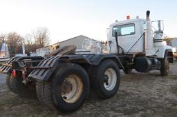 1992 Mack Model RD690S Tandem Axle Day Cab Truck Tractor, VIN# 1M2P264Y8NM010170, Mack E6-300 Turbo