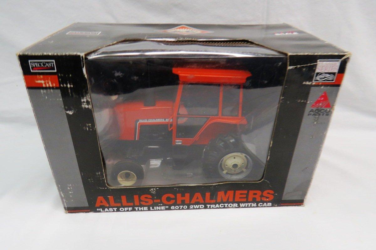 Spec-Cast Classic Series 1/16 Scale Allis Chalmers "Last off the Line" 6070