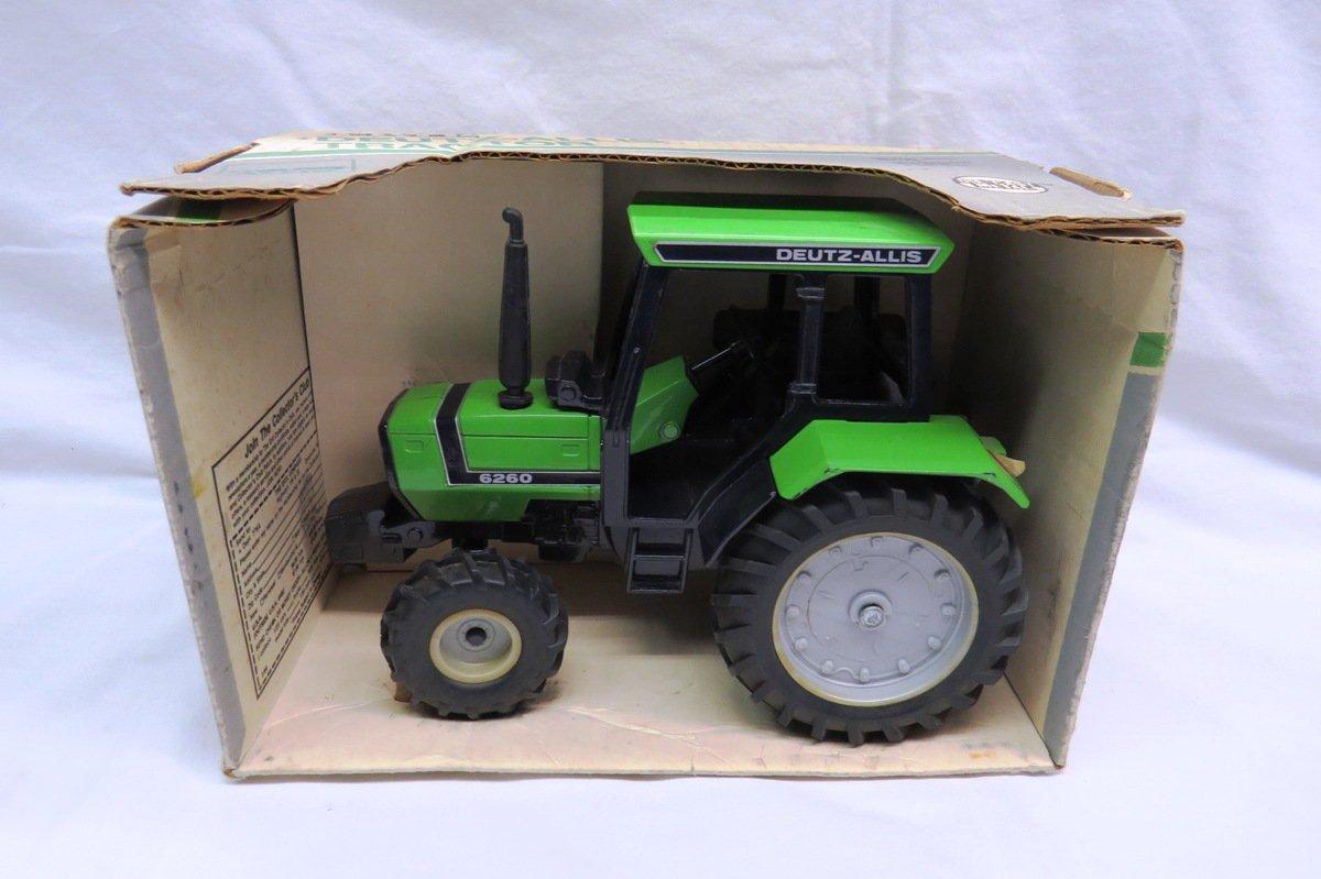 Ertl 1/16 Scale Deutz Allis 6260 Tractor with Original Box.