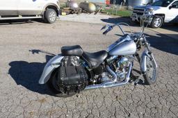 2001 Harley Davidson Softail Standard Motorcycle, VIN# 1HD1BVB181Y010942, 103 Cubic Inch V-Twin Gas 