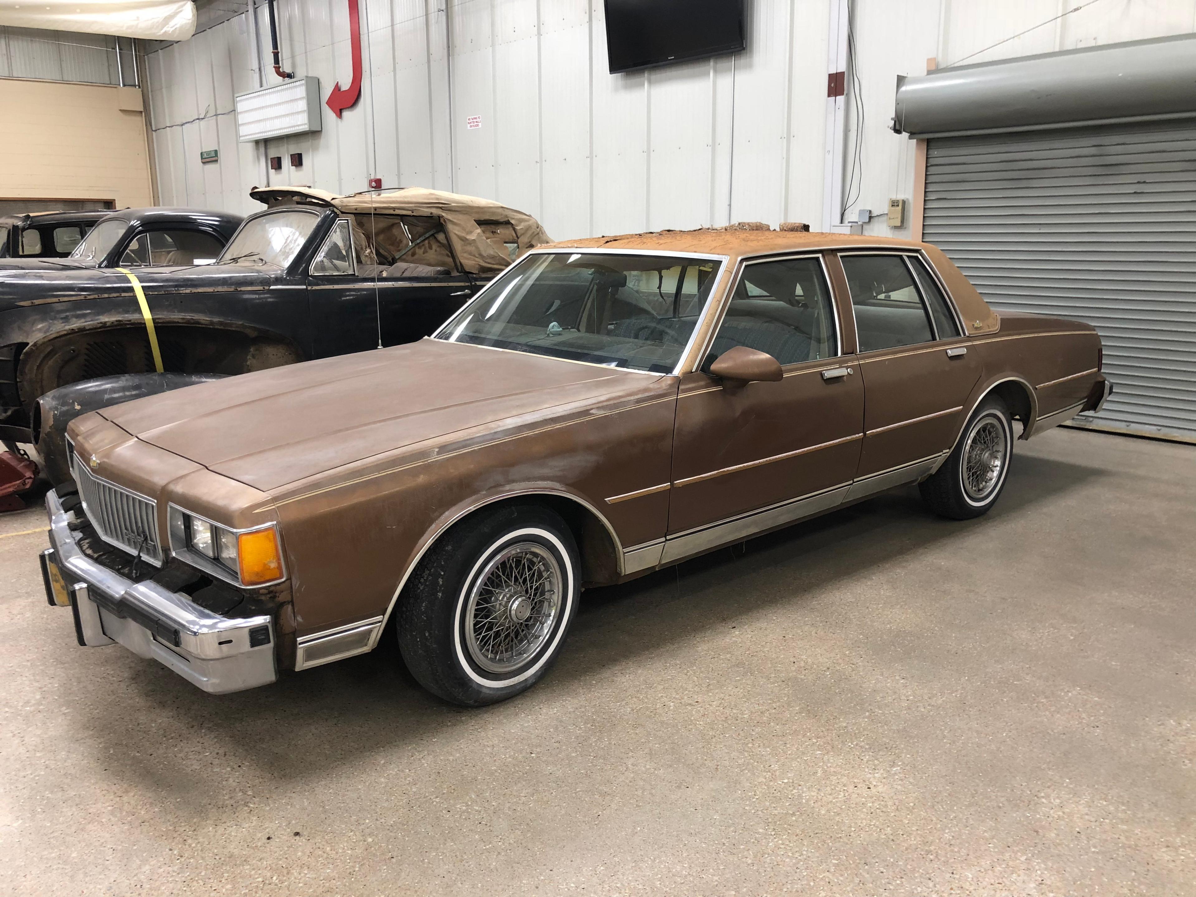 1986 Chevrolet Caprice Classic 4-Door Sedan, VIN# 1G1BN69H2GX205609, 5.0 Liter V-8 Gas Engine, Autom