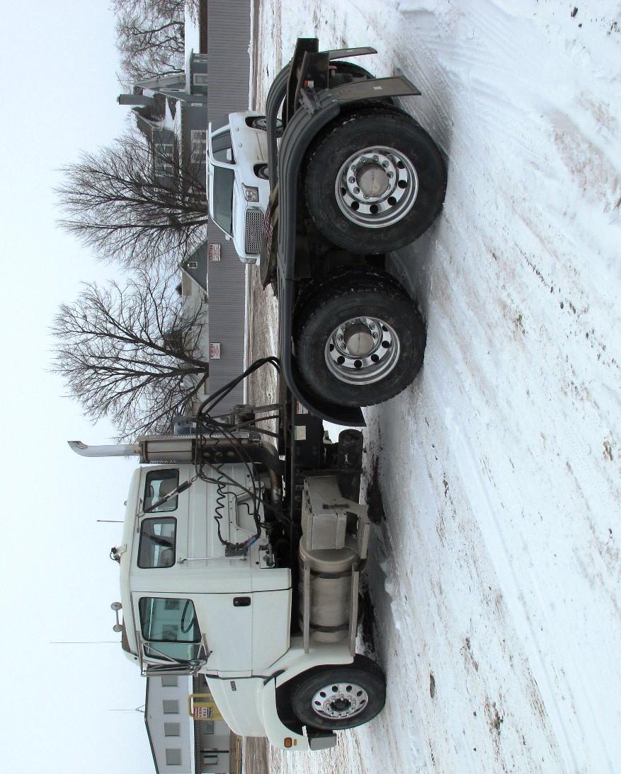 2001 Freightliner Model FL112 Tandem Axle Day Cab Truck Tractor, VIN# 1FUJBGAS21HH81576, Caterpillar