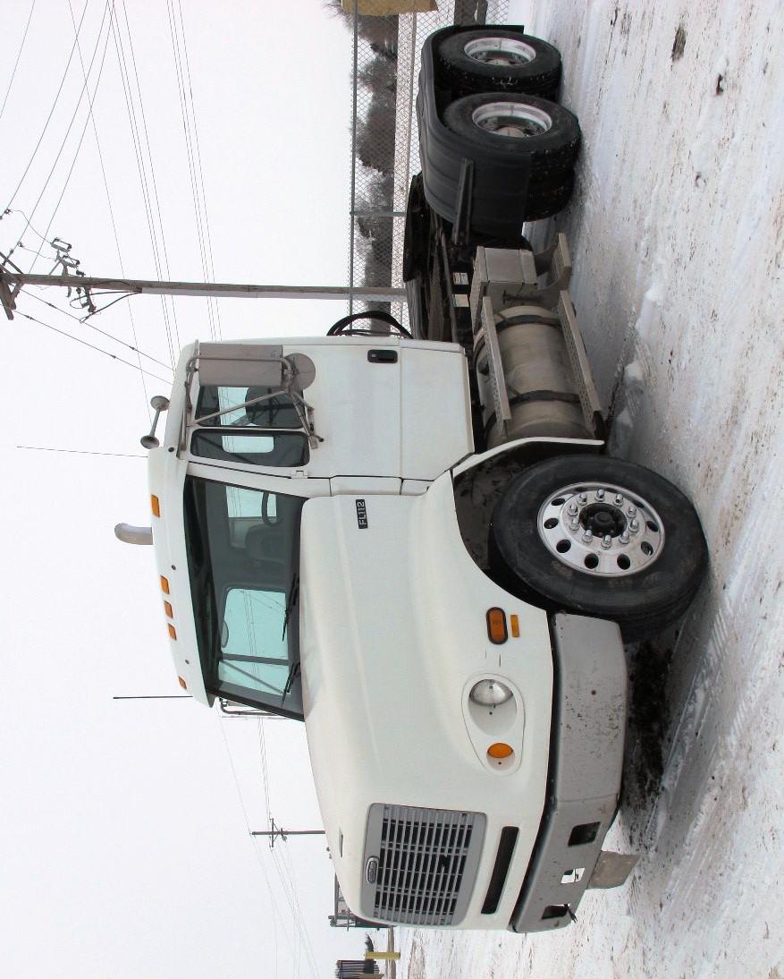 2001 Freightliner Model FL112 Tandem Axle Day Cab Truck Tractor, VIN# 1FUJBGAS21HH81576, Caterpillar