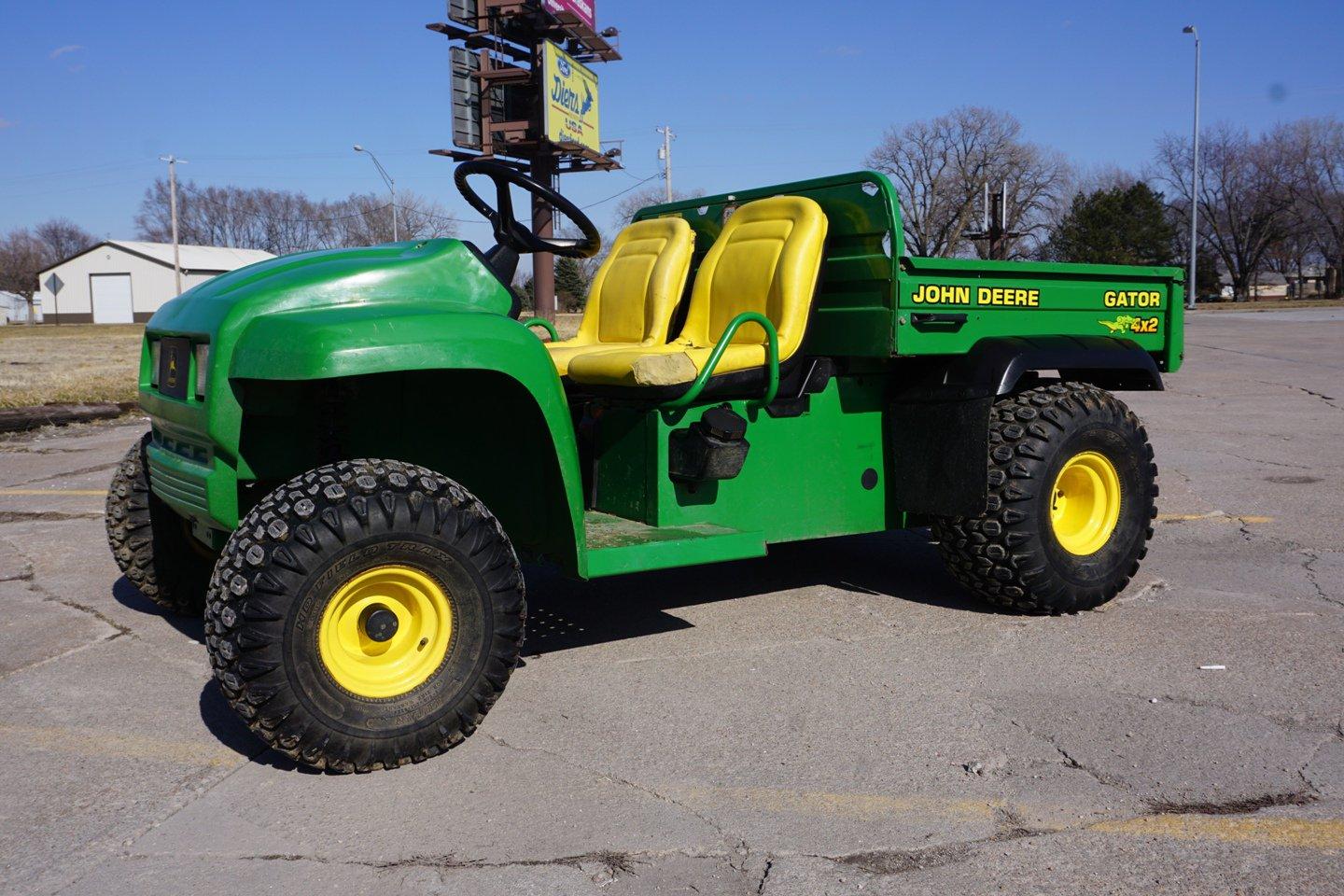 John Deere Gator 4x2 Utility Terrain Vehicle, VIN# W004X2X067829, Gas Engin