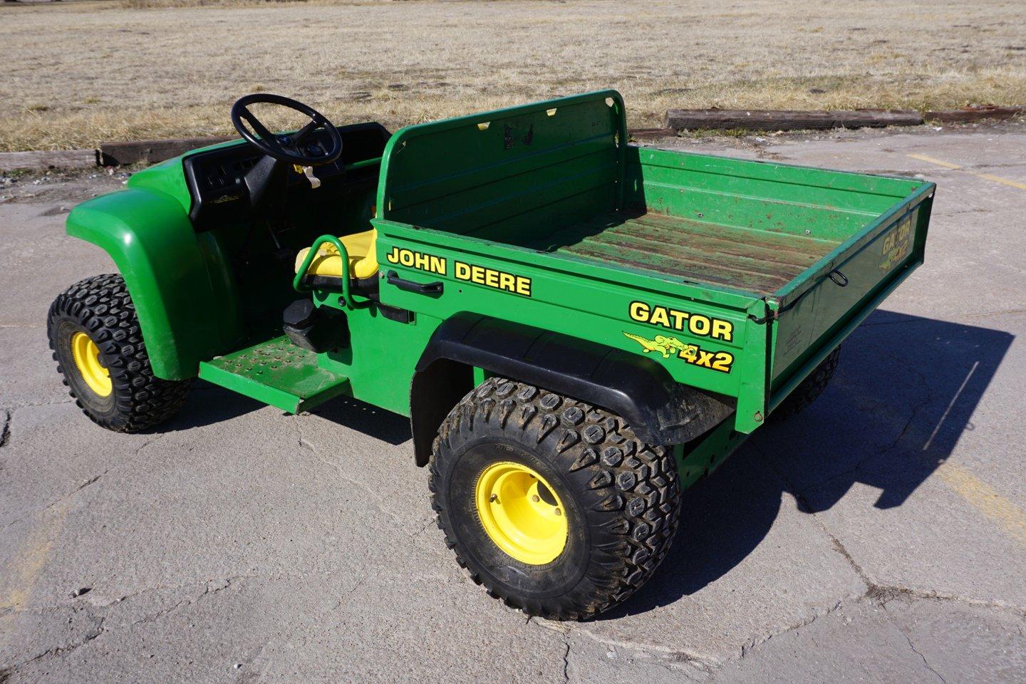 John Deere Gator 4x2 Utility Terrain Vehicle, VIN# W004X2X067829, Gas Engin