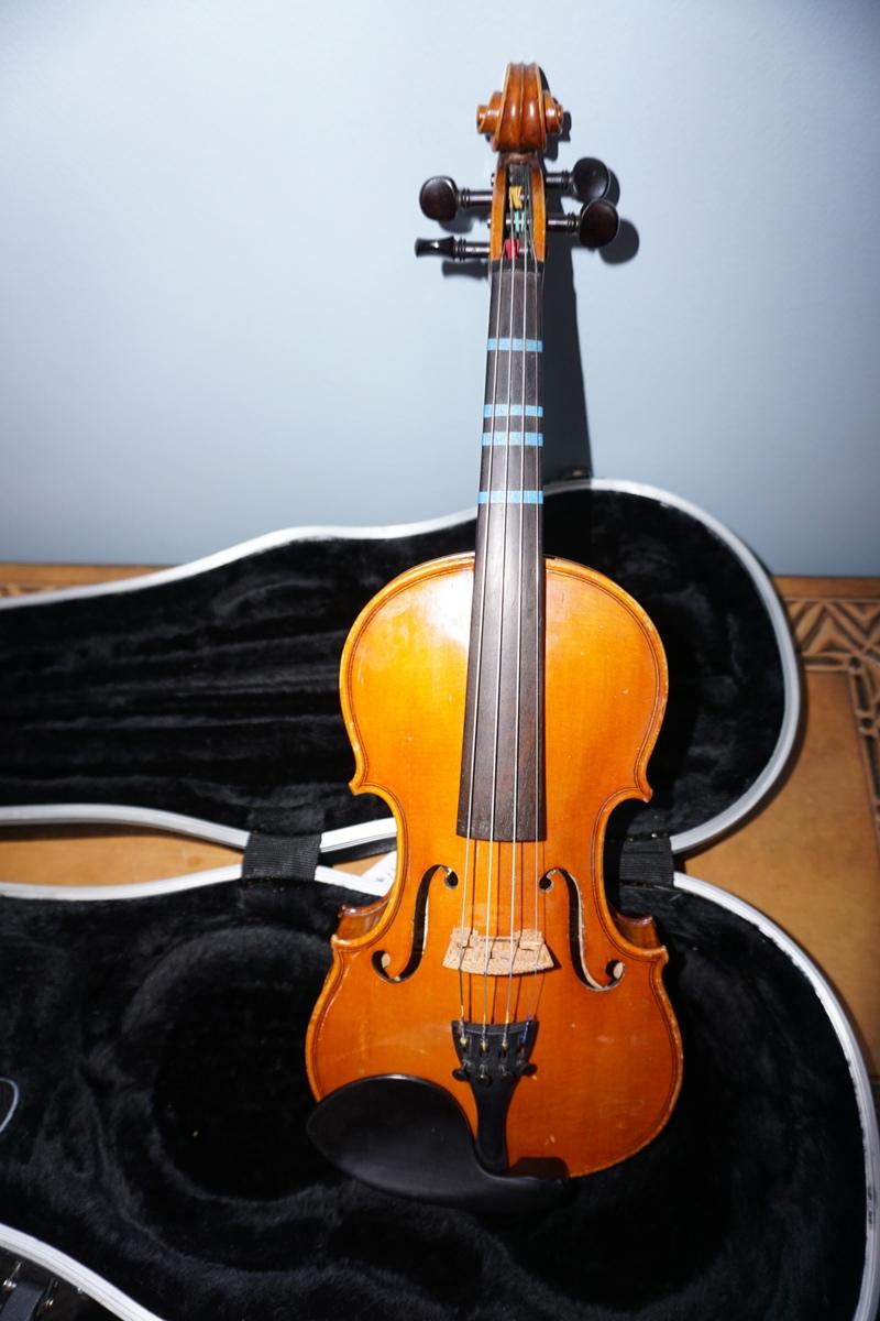 A. Cavallo Violins 2006 1/4 Violin, (SN #ACV1515) Hard Sided Case.