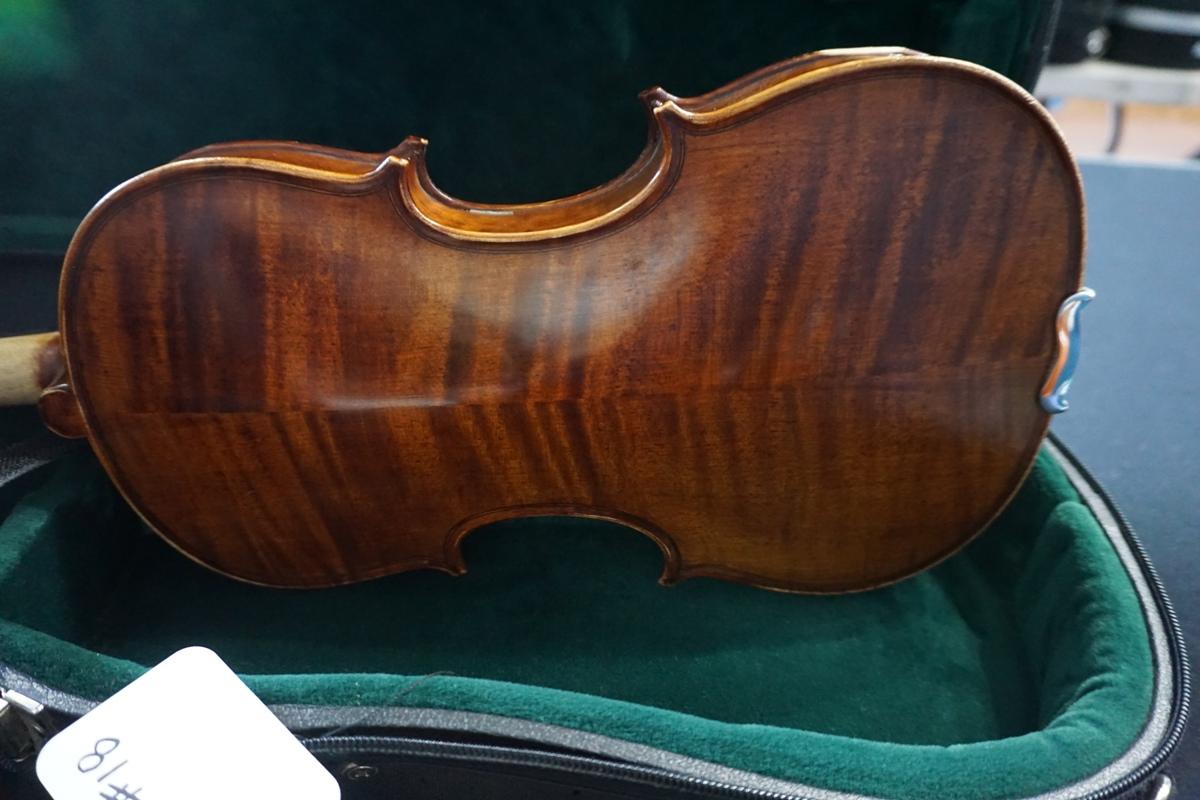 Musaica Imports 2010, 1/2 Academia Violin, SN #AW1399, Hard Sided Case.