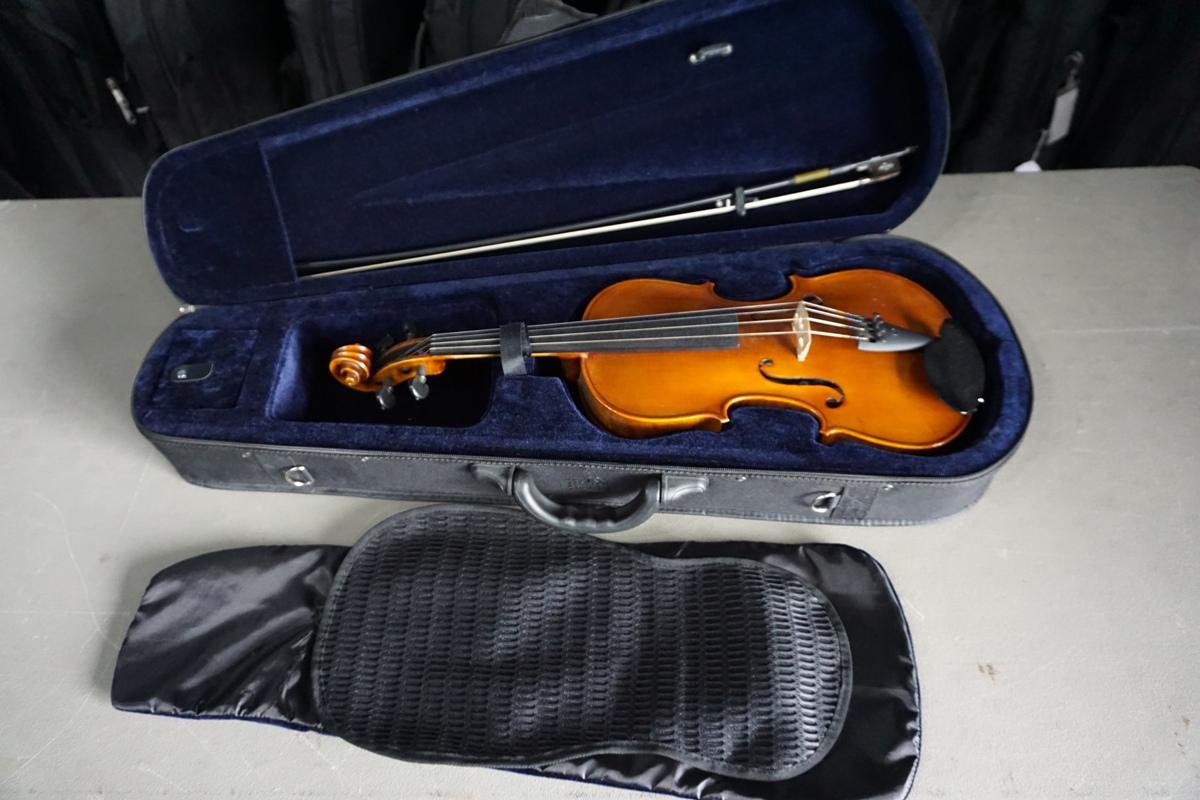 Musaica Imports 2010 15" Viola, SN #ACV1355, Hard Sided Case.