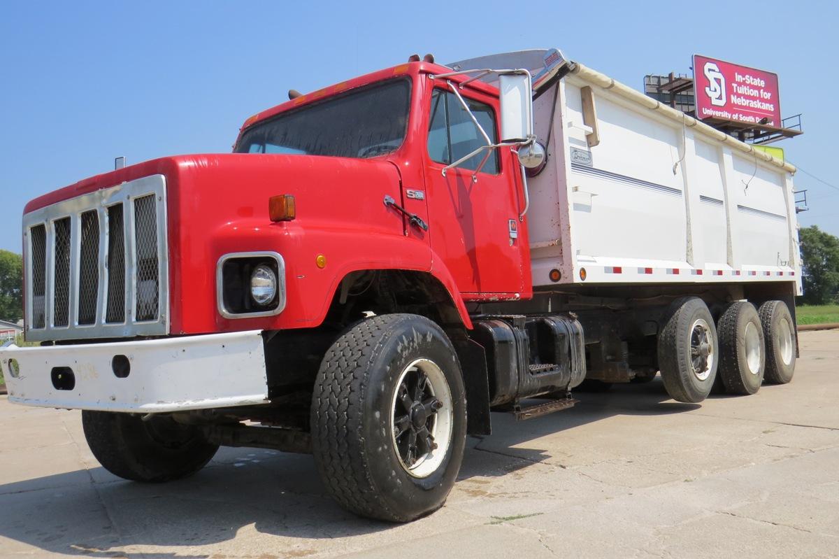 1987 IHC Model F-2674 Triple Axle Conventional Grain Truck, VIN# 1HTZVGCT5HHA24062, Cummins L-10 Tur