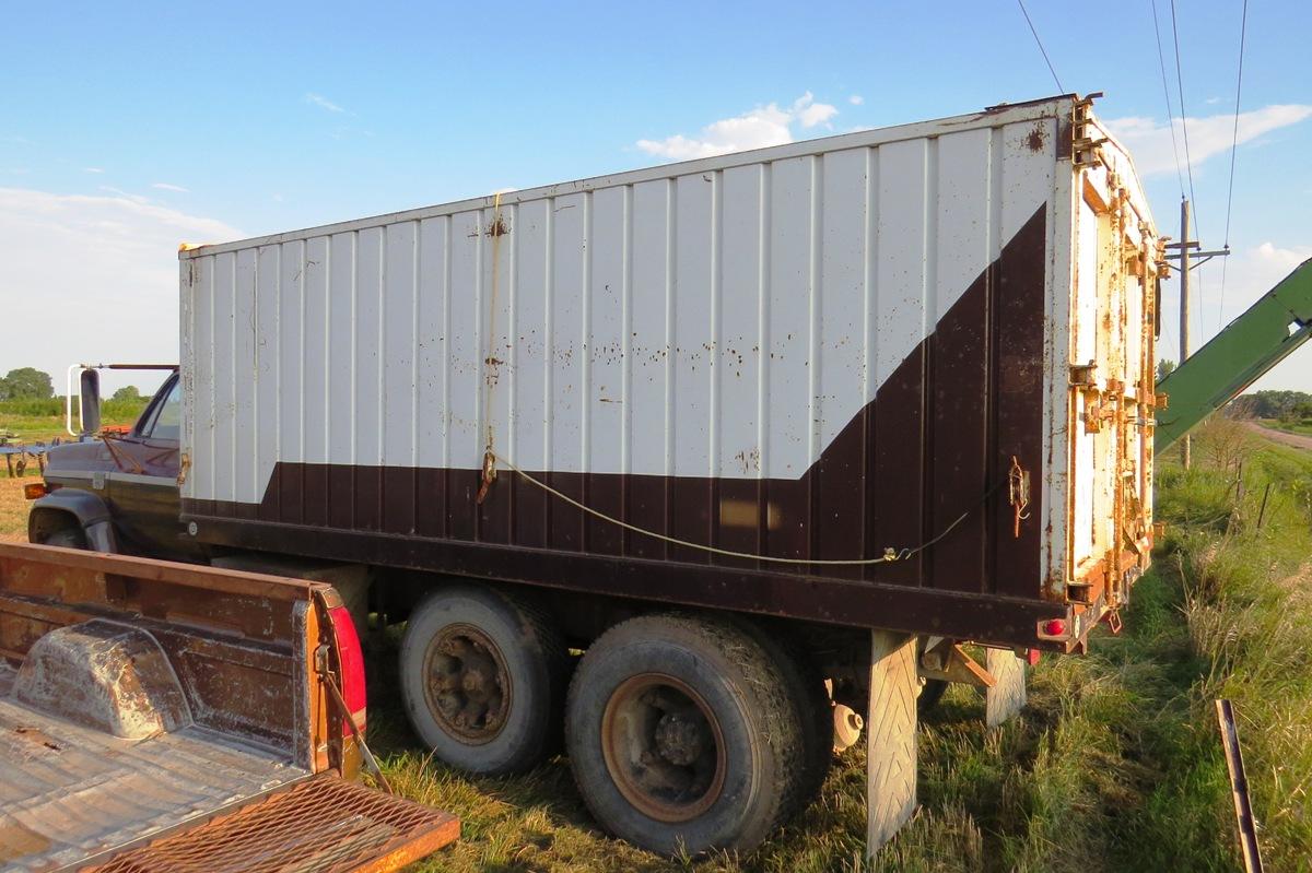 1979 Chevy C70 Tandem Axle Grain Truck, Vin C17DS9V114765, 427 V-8 Gas Engi