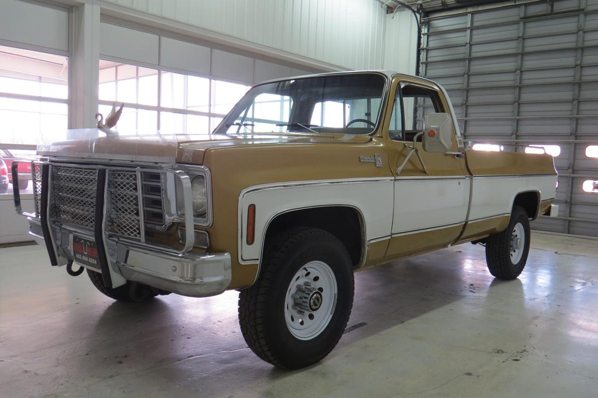 1975 Chevrolet Model K-20 Silverado Trailering Special 4x4 Pickup, VIN# CKY245J127561, 350 V-8 Gas