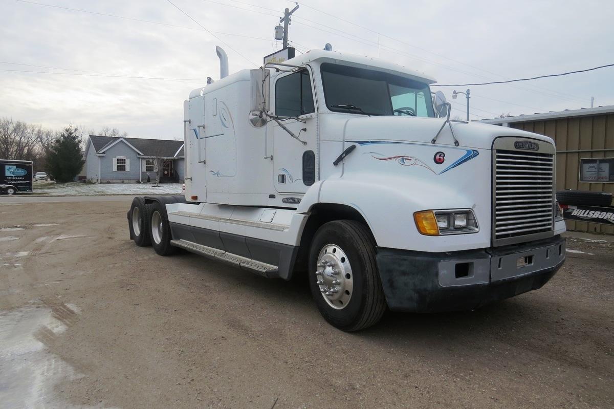 1995 Freightliner Columbia 120 Conventional Truck Tractor, VIN 1FUY3ED8XSH446642, Cat 3176 Turbo Die