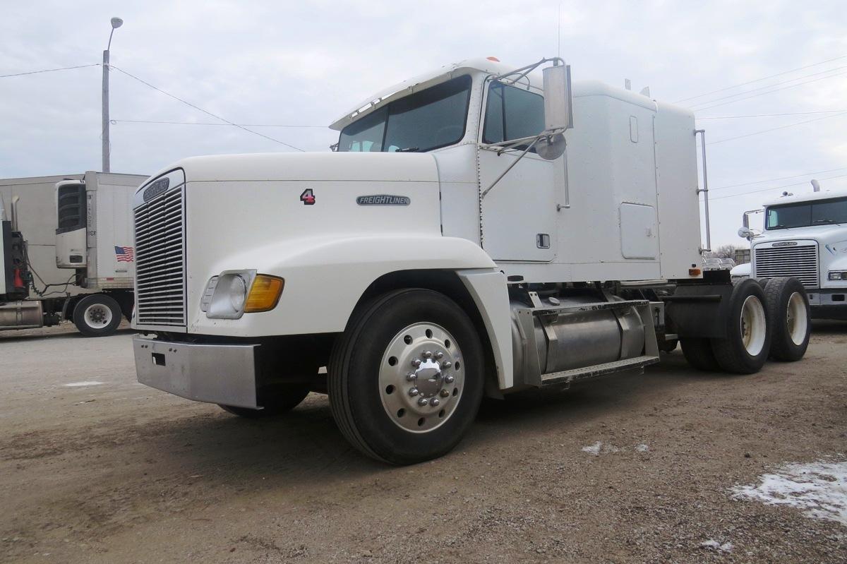 1990 Freightliner Conventional 112 Semi Truck Tractor, VIN 1FUYDRYBOLP380107, Cat 3406 Turbo Diesel