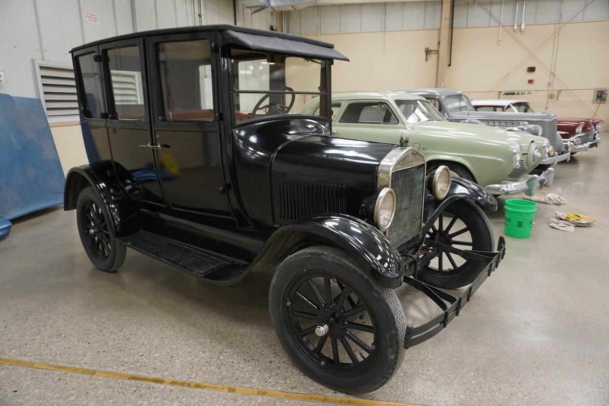 1926 Ford Model T Coupe, 4-Cylinder Engine, Magnito Type Ignition, Converted to 12 Volt, Interior ha