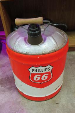 Phillips Petroleum Company 5-Gallon Metal Fuel Tank with Both Lids