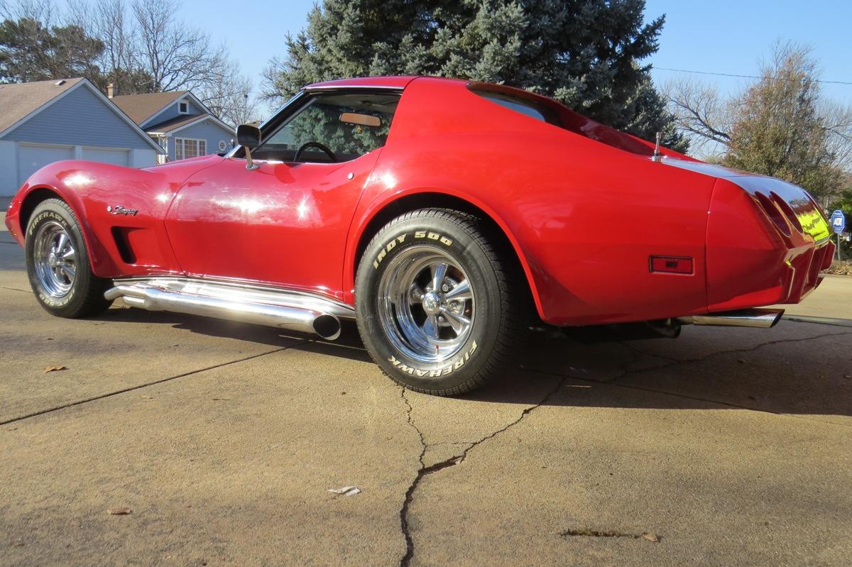 1975 Chevrolet Corvette Stingray 2-Door Coupe, VIN# 1Z37J5S420285, L-48 350