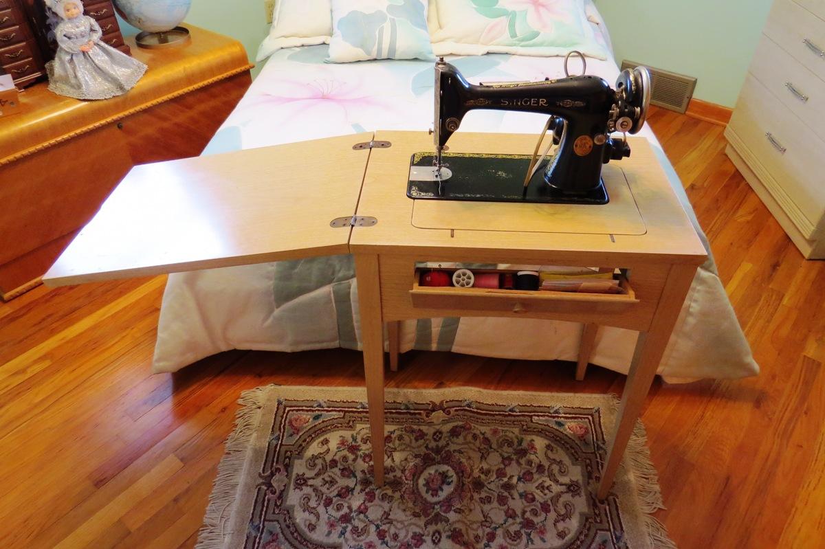 Antique Singer Sewing Machine with Blonde Wood Cabinet, SN# AD153921, Very