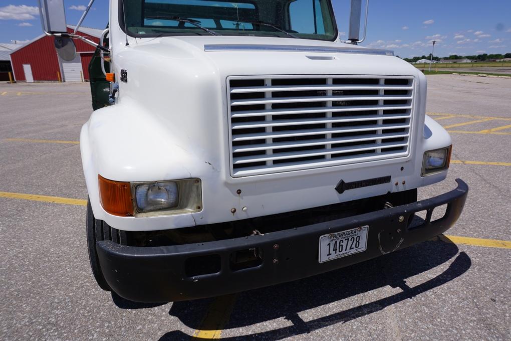 2000 IHC Model 4700 LP 4x2 Single Axle Dually Flatbed Truck, VIN# 1HTSLAAM6YH242475, DT466E Diesel E