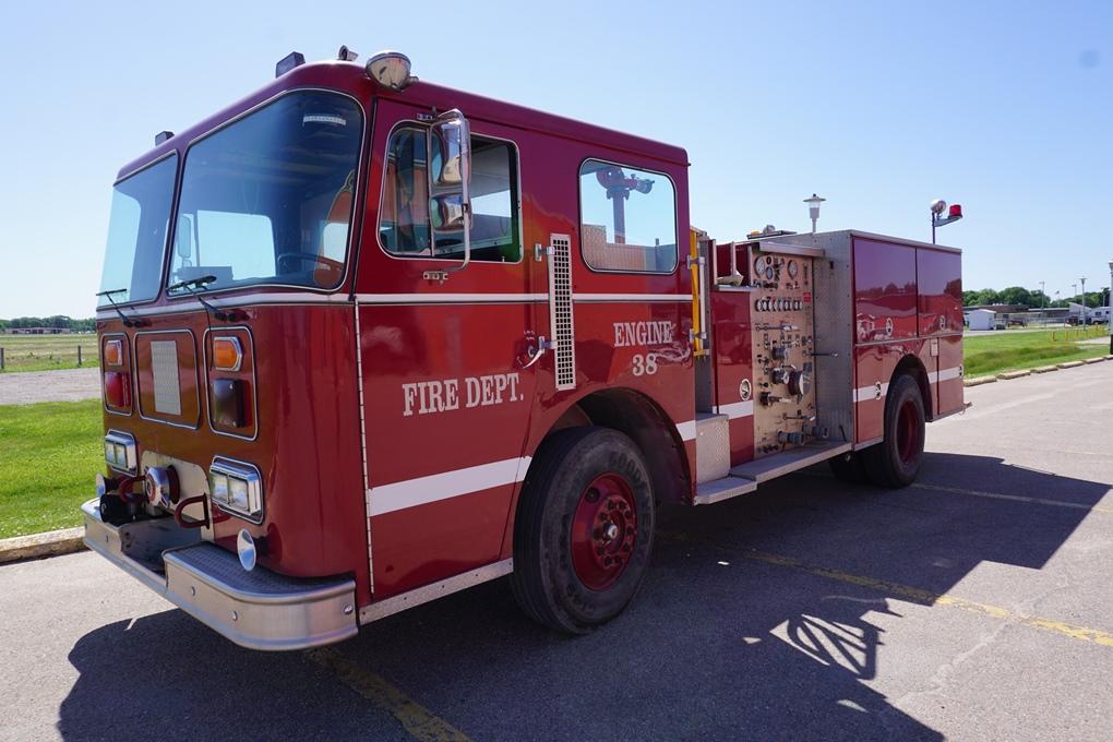 1987 Seagrave Pumper Fire Truck, VIN# 1F9EU28J4HCST2143, Detroit Diesel Engine, Allison Automatic