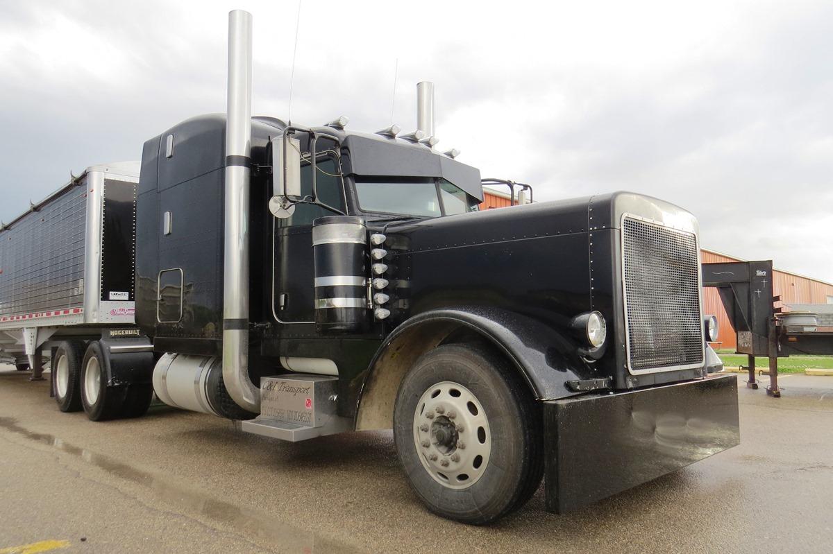 2007 Peterbilt Model 379 Extended Hood Conventional Tandem Axle Truck Tractor, VIN# 1XP-5DB9X-5-7D64