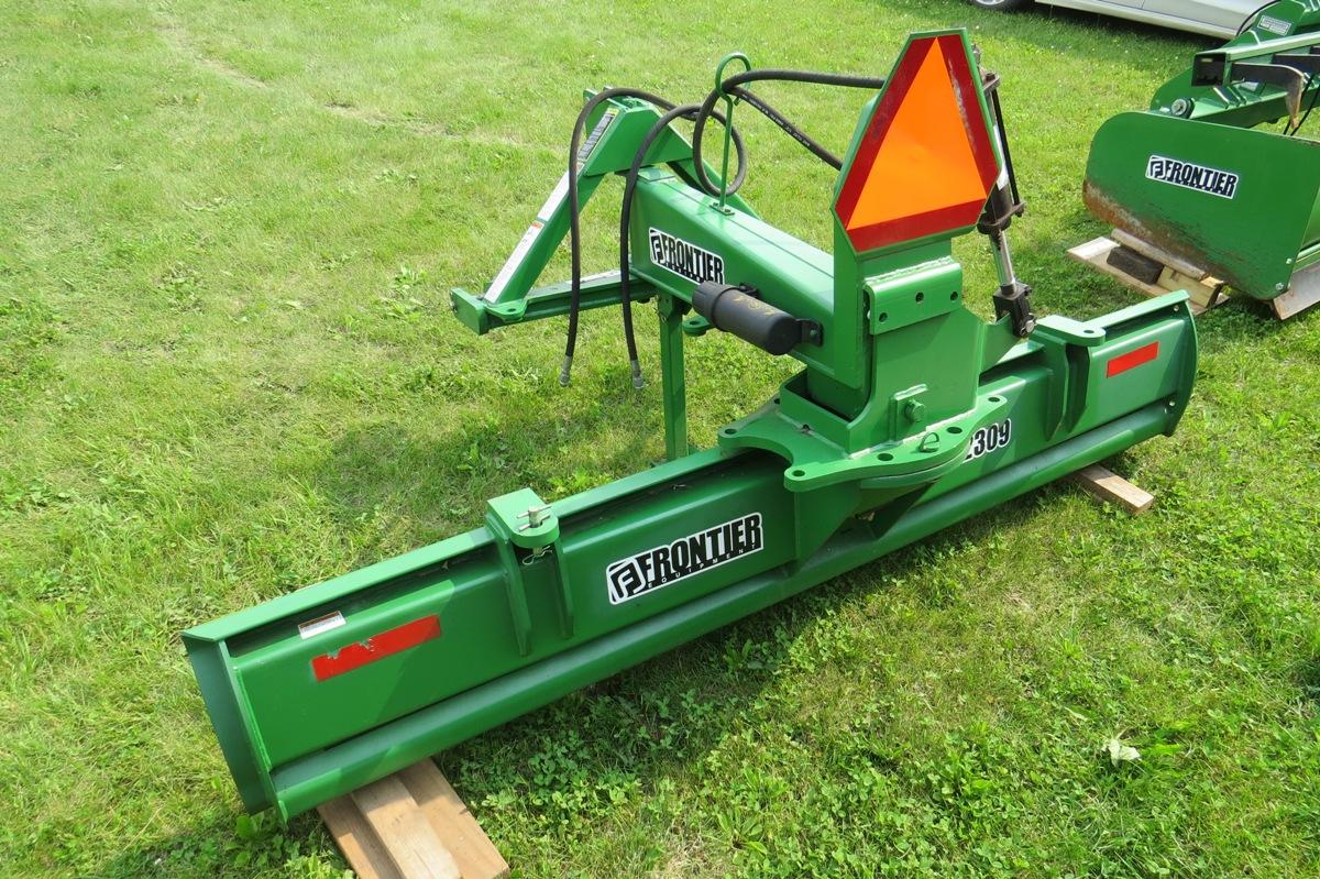 Frontier Model RB2309 HD 3-Point Blade, SN# XFRB23X100550, 9’ Width, Hydraulic Tilt (Like New).