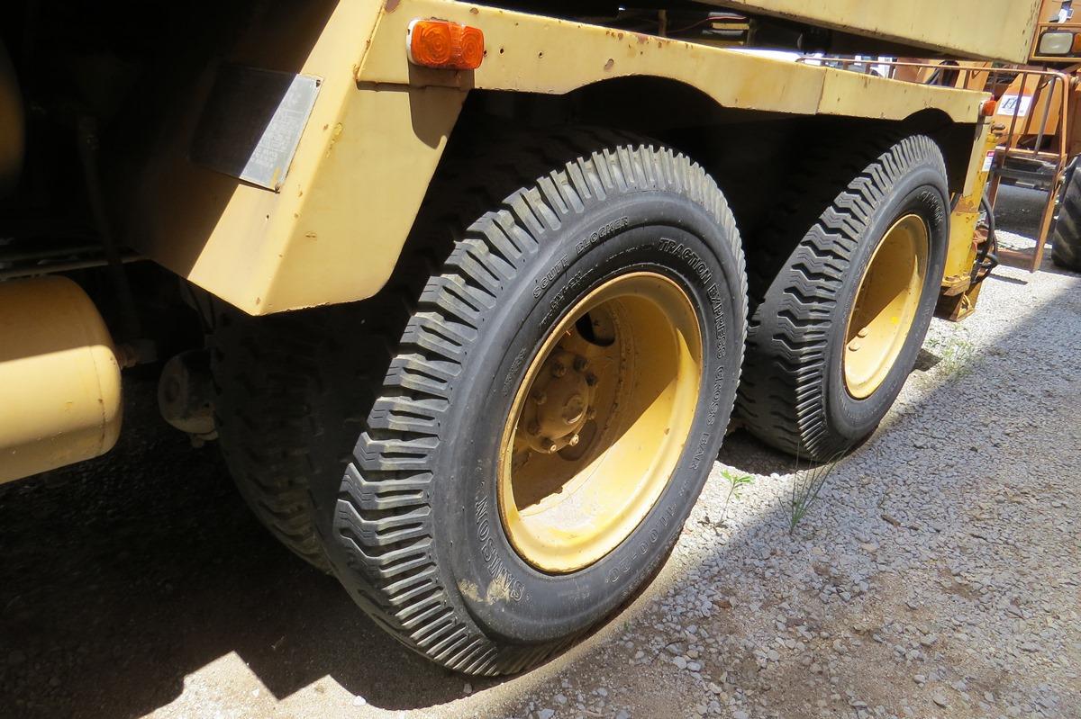 1993 Loraine Model MCH350 Truck Crane, Caterpillar Front Engine, Cummins 359 5.9L Turbo Diesel Engin