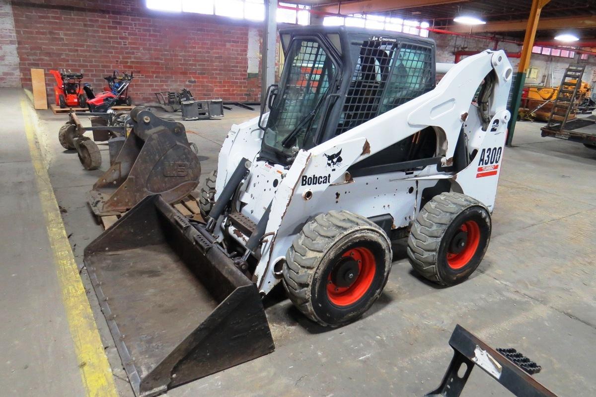 2004 Bobcat A300 Turbo Skidloader, SN# 526412381,  4-Cylinder Turbo Diesel Engine, All Wheel Steer,