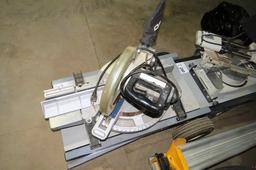 Delta Model 36-235 12" Compound Miter Saw on Cart that Turns into Stand.