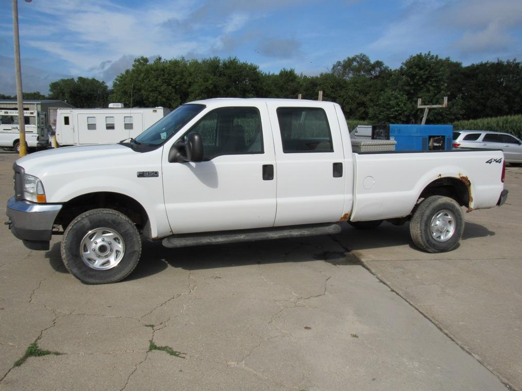 2004 Ford Model F-350 XL Super Duty 1-Ton Crew Cab Pickup, VIN# 1FTSW31L04EC83946, Triton 5.4 Liter