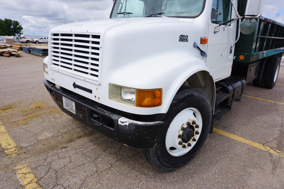 1998 International Model 4700 4x2 Single Axle Dually Flatbed Truck, VIN# 1HTSCAAP1WH521372, DT466E D