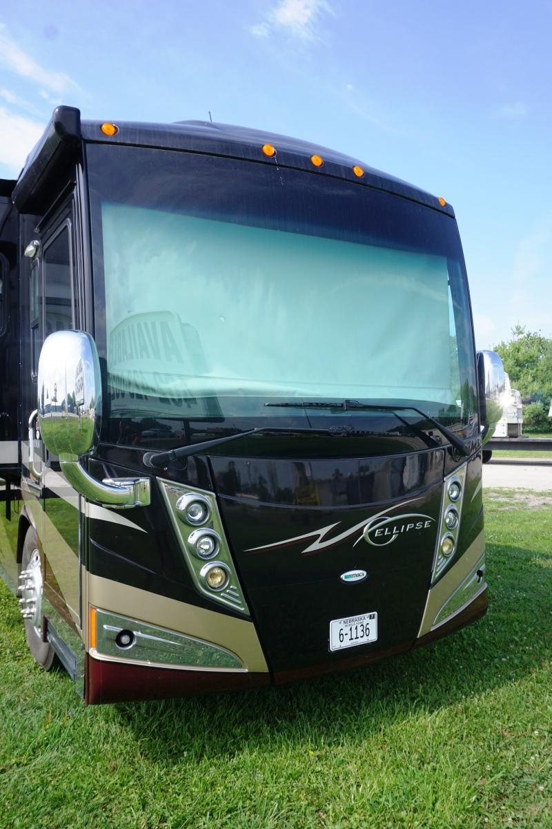 2012 Ellipse Model Itasca Model 42QD Coach, Cummins 450HP Diesel Engine, Allission 6-Speed Transmi