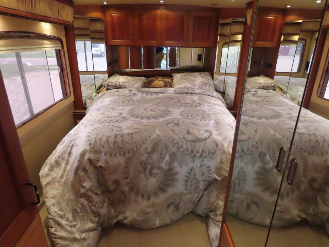 2001 Blue Bird Model Wanderlodge LX Millennium Edition 41' Luxury Motor Coach, VIN# 1BBCNBJ841F099