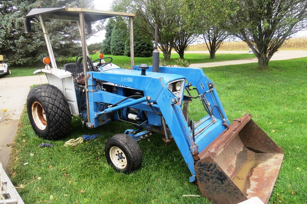 Ford Model 1600 Diesel Utility Tractor, SN# U106442, 2-Cylinder Diesel Engine with Electric Start, 4