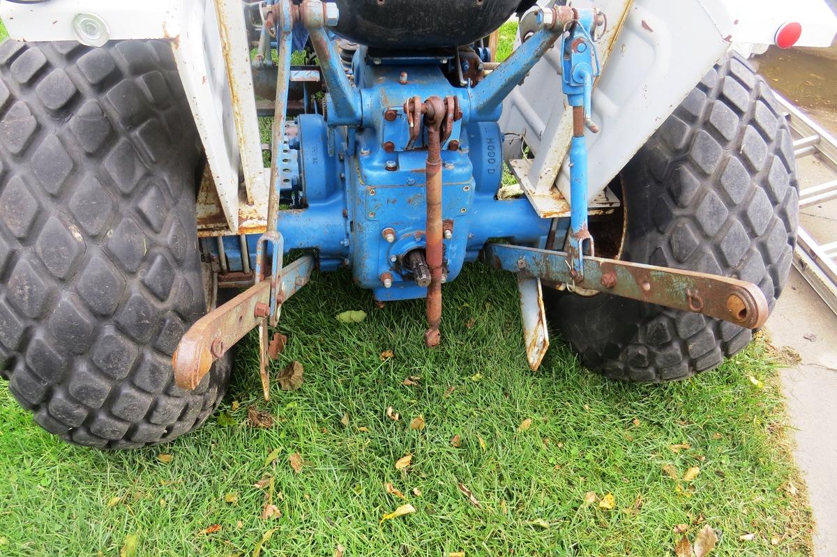 Ford Model 1600 Diesel Utility Tractor, SN# U106442, 2-Cylinder Diesel Engine with Electric Start, 4