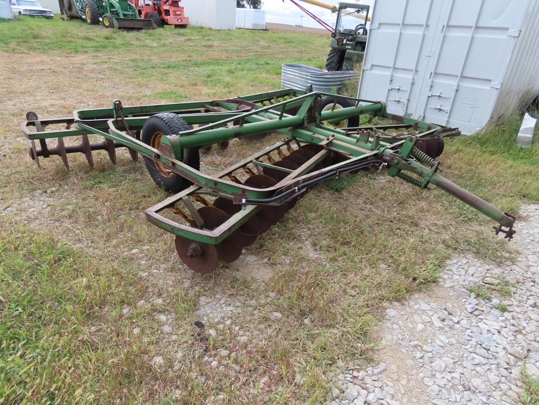 John Deere Model H1000 AW 12’ Tandem Offset Disc, SN# 011196B.