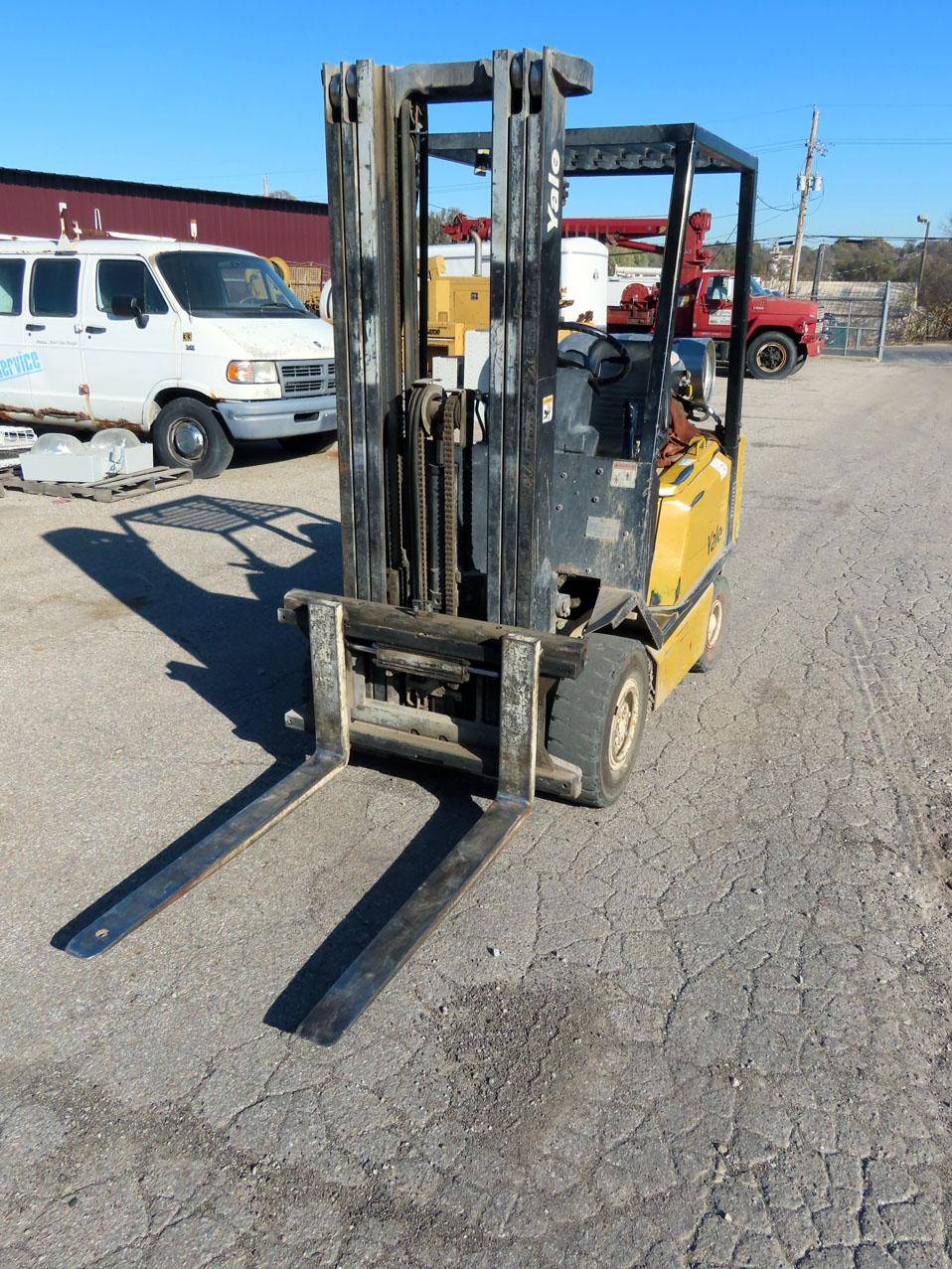 Yale Model GLP030 LP Gas Forklift, SN# A810N04234V, LP Gas Engine, Hydrostat Transmission, ROPS, 189