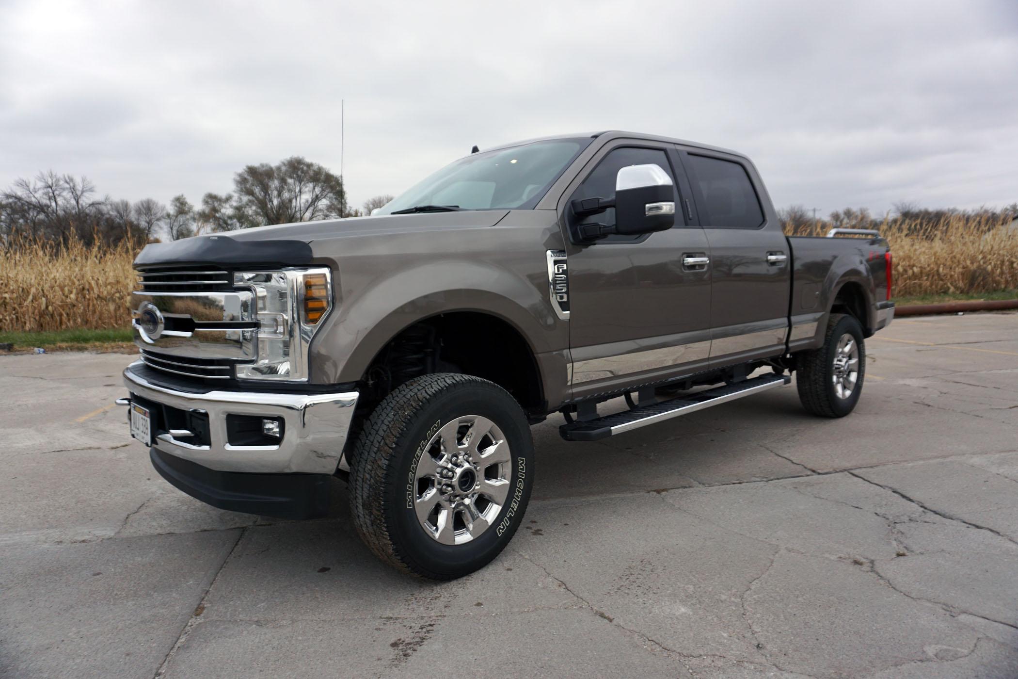 2019 Ford Model F250 Lariat Crew Cab 4x4 Pickup, VIN #1FT7W2B67KED37023, 6.2 Liter V-8 Gas Engine, A