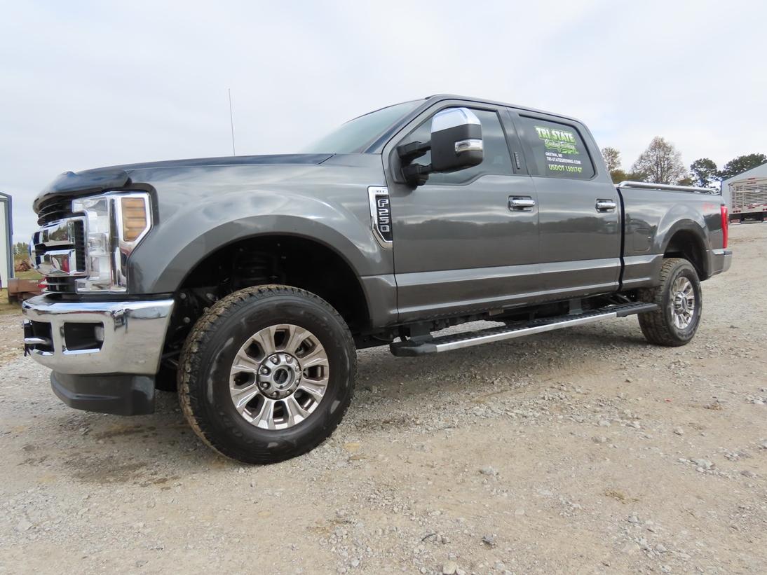 2019 Ford Model F-250 XLT Crew Cab Pickup, VIN #1FT7W2B66KED64827, 6.2 Liter V-8 Gas Engine, Automat