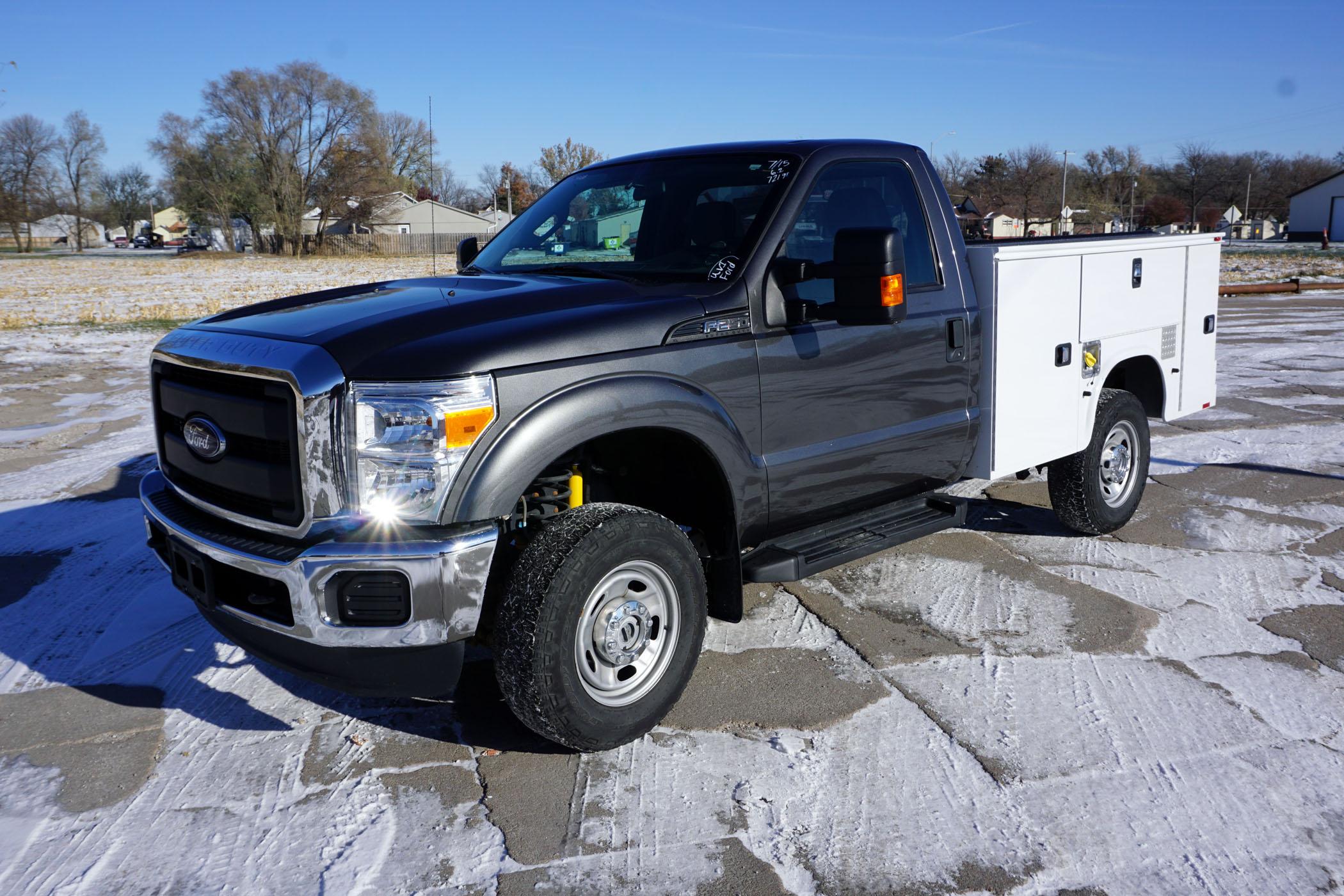 2015 Ford Model F-250 XL 4 x 4 Service Pickup, VIN #1FTBF2B62FED40539, 6.2 Liter V-8 Gas Engine, Aut